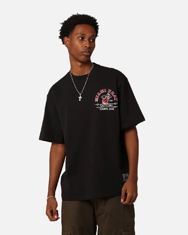 Mitchell & Ness Miami Heat Arch T-Shirt Faded Black-- Zippered Front Buttoned Front Snap Front