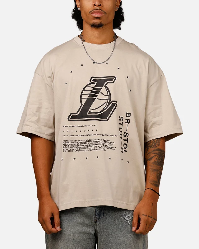 New Era X Bristol Studio Los Angeles Lakers 'Teams Edition' T-Shirt Stone-- Solid Print Embellished