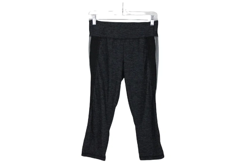 Athletic Works Gray Capri Leggings | S Comfortable Fleece-Lined Leggings