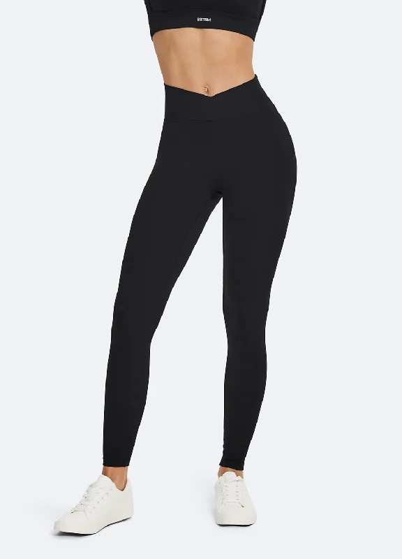 V-Cut Scrunch Leggings Trendy Polka Dot Leggings