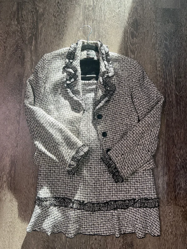 Bigio Collection Tweed Skirt 2 Piece Suit (Size 8) breathable skirt fabric