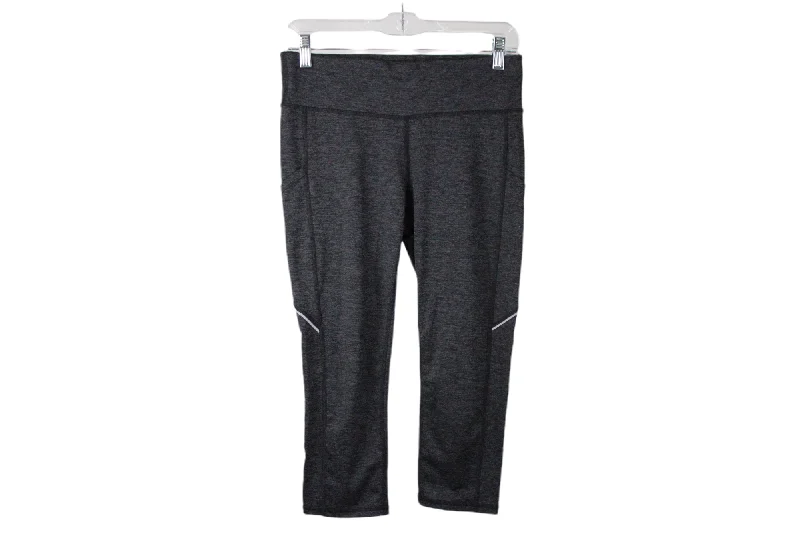 Xersion Train Gray Capri Mid Rise Legging | M Fashionable Full-Length Active Leggings