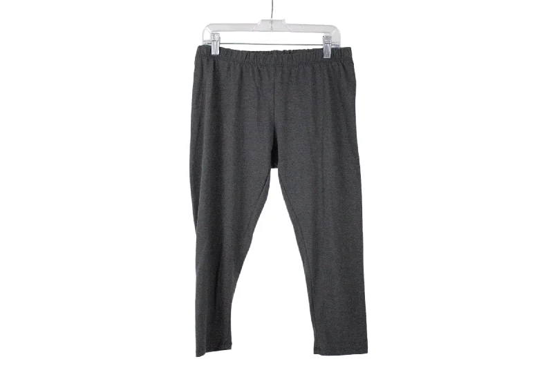 Attention Gray Capri Legging | M Fashionable Fitted Workout Leggings