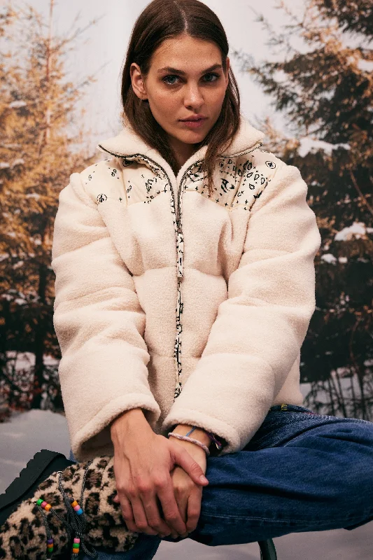 Marble Jacket Cream Front Pockets Side Pockets Patch Pockets
