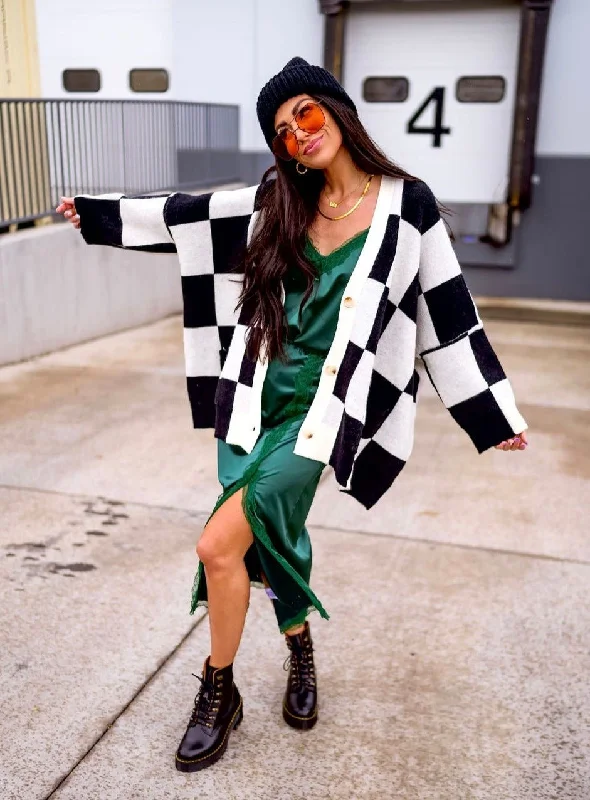 Love You Oversized Checkerboard Cardigan in Black + White *RESTOCKED* Ribbed Striped Patterned Love You Oversized Checkerboard Cardigan in Black + White *RESTOCKED* Ribbed Striped Patterned