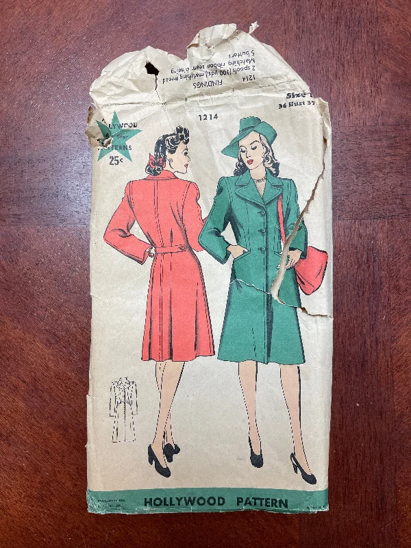 1940's Hollywood Patterns 1214 Sewing Pattern - Coat Houndstooth Coat Plaid Coat Tartan Coat 1940's Hollywood Patterns 1214 Sewing Pattern - Coat Houndstooth Coat Plaid Coat Tartan Coat