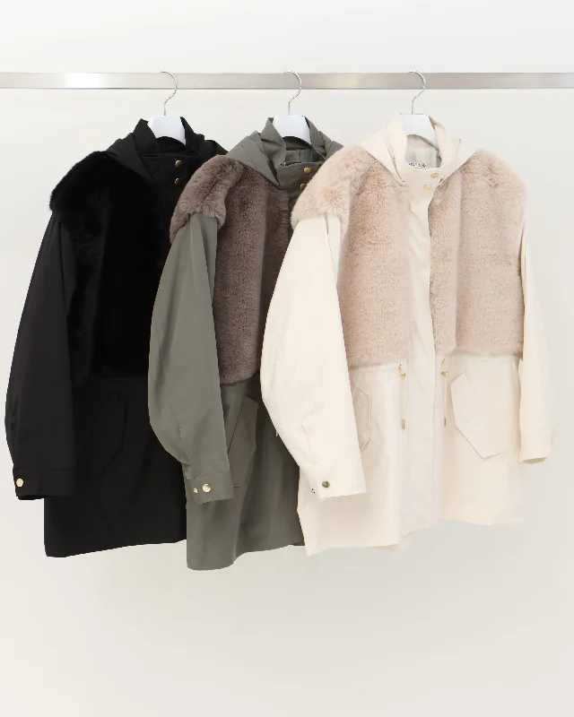hooded boa docking coat Vent Hem Cuff