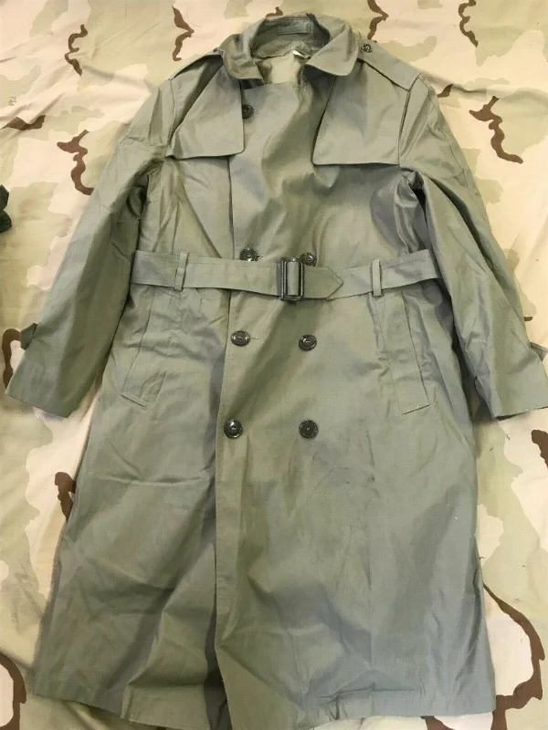 Authentic 42R USMC Trench Coat Front Pockets Side Pockets Patch Pockets
