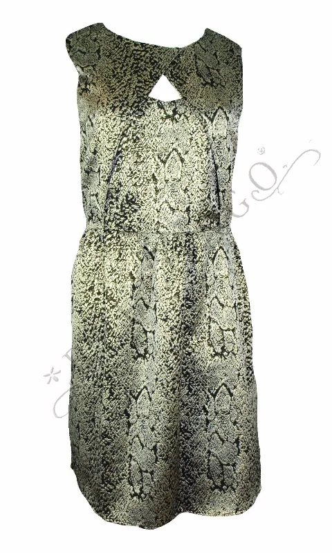 Moon Women's Keyhole Textured Fit Flare Dress, Black/Gold, Large